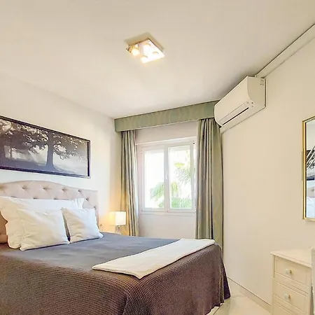 Cozy In With House Sea View Apartment
