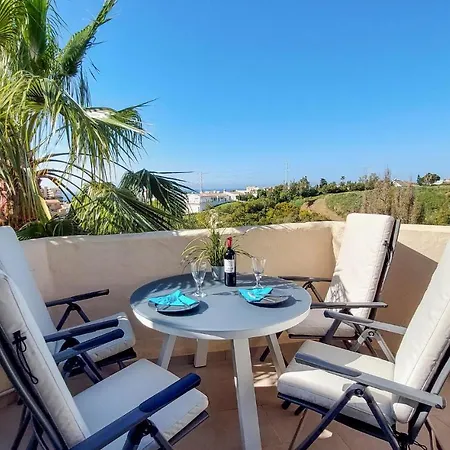 Cozy In With House Sea View